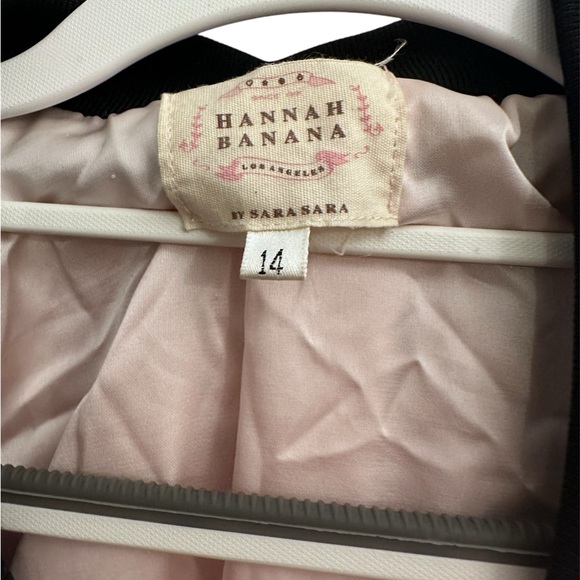 Girls Hannah Banana pink with pearl and crystal faux fur size 14 bomber jacket. - Picture 3 of 6